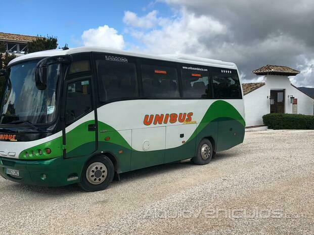 Unibus Andalucia 30pax.jpg