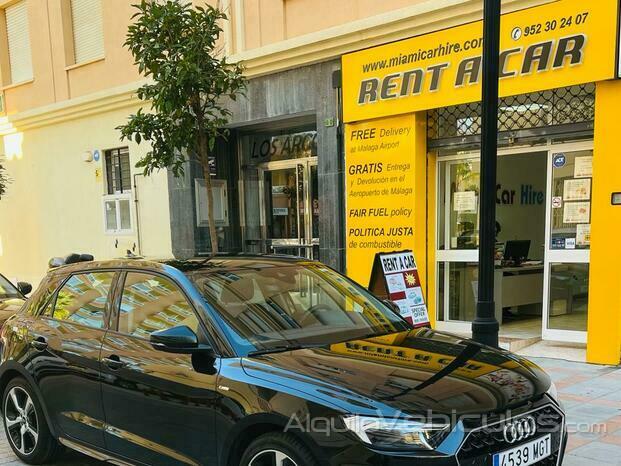 Audi A1 automático y manual para alquilar en nuestras oficinas de Fuengirola y Málaga