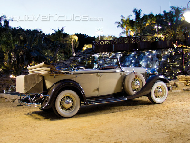 CA011 - 1933 Lincoln Dual Cowl